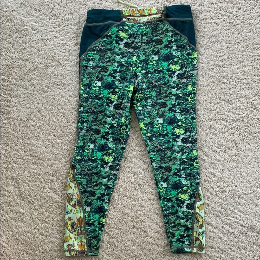 Maaji yoga pants - Picture 4 of 7